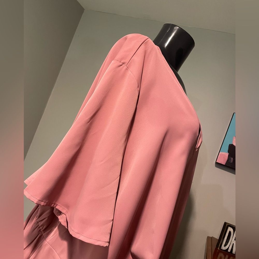 Women’s Plus Size Blouse (22-24 ) - Picture 7 of 7